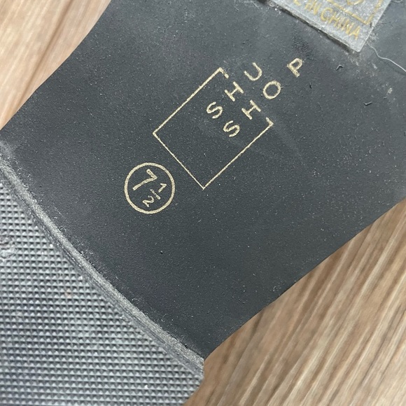 ShuShop Tuti Black Slide-On Loafers | 7.5 - Picture 3 of 9